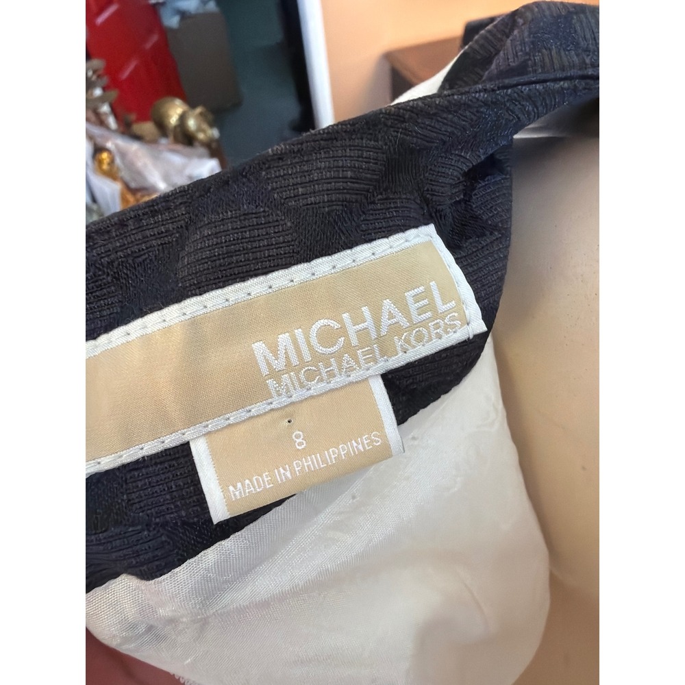 Michael Michael Kors White Black Geometric Jacquard Split V-Neck Shift Dress 8 - Picture 6 of 7